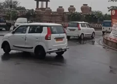 लखनऊ में हुआ सुबह से मौसम ख़राब : धीमी -धीमी हो रही बारिश : आज यलो अलर्ट, 20 km प्रति घंटे की रफ्तार से चल रही हवा