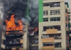 गाजियाबाद की सोसाइटी में भीषण आग, चपेट में कई मंजिलें