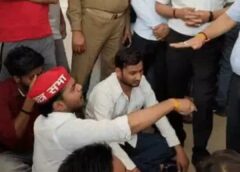 लखनऊ यूनिवर्सिटी में बवाल : जबरदस्ती VC ऑफिस में घुसे छात्र, नारेबाजी की