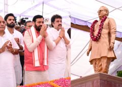मुख्यमंत्री नायब सिंह सैनी ने पूर्व मुख्यमंत्री चौधरी भजनलाल को दी श्रद्धांजलि, कहा- आधुनिक हरियाणा के निर्माण में रहा अमूल्य योगदान