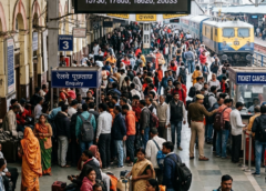दिल्ली में रेल विरोध-प्रदर्शन से लखनऊ रेल सेवा ठप्प, 8 ट्रेनें रद्द होने से 7 हजार यात्री बेहाल